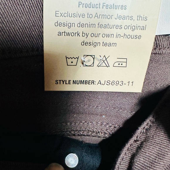 Armor Jeans - Picture 3 of 5